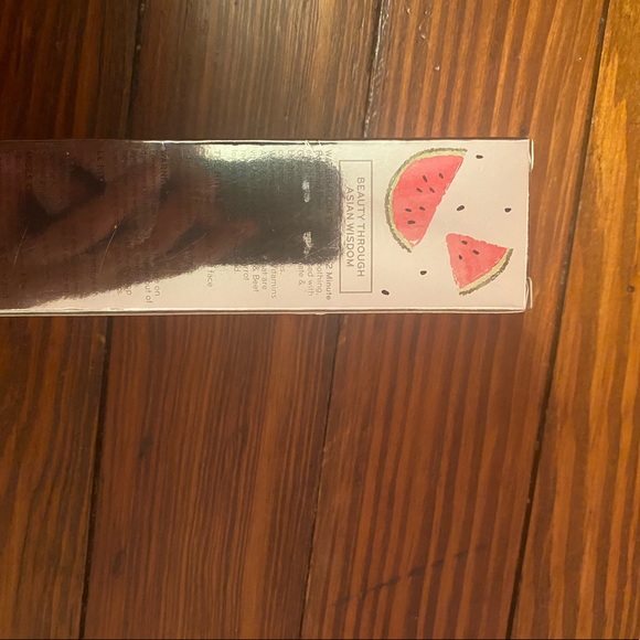 Makeup Bundle - Picture 6 of 11